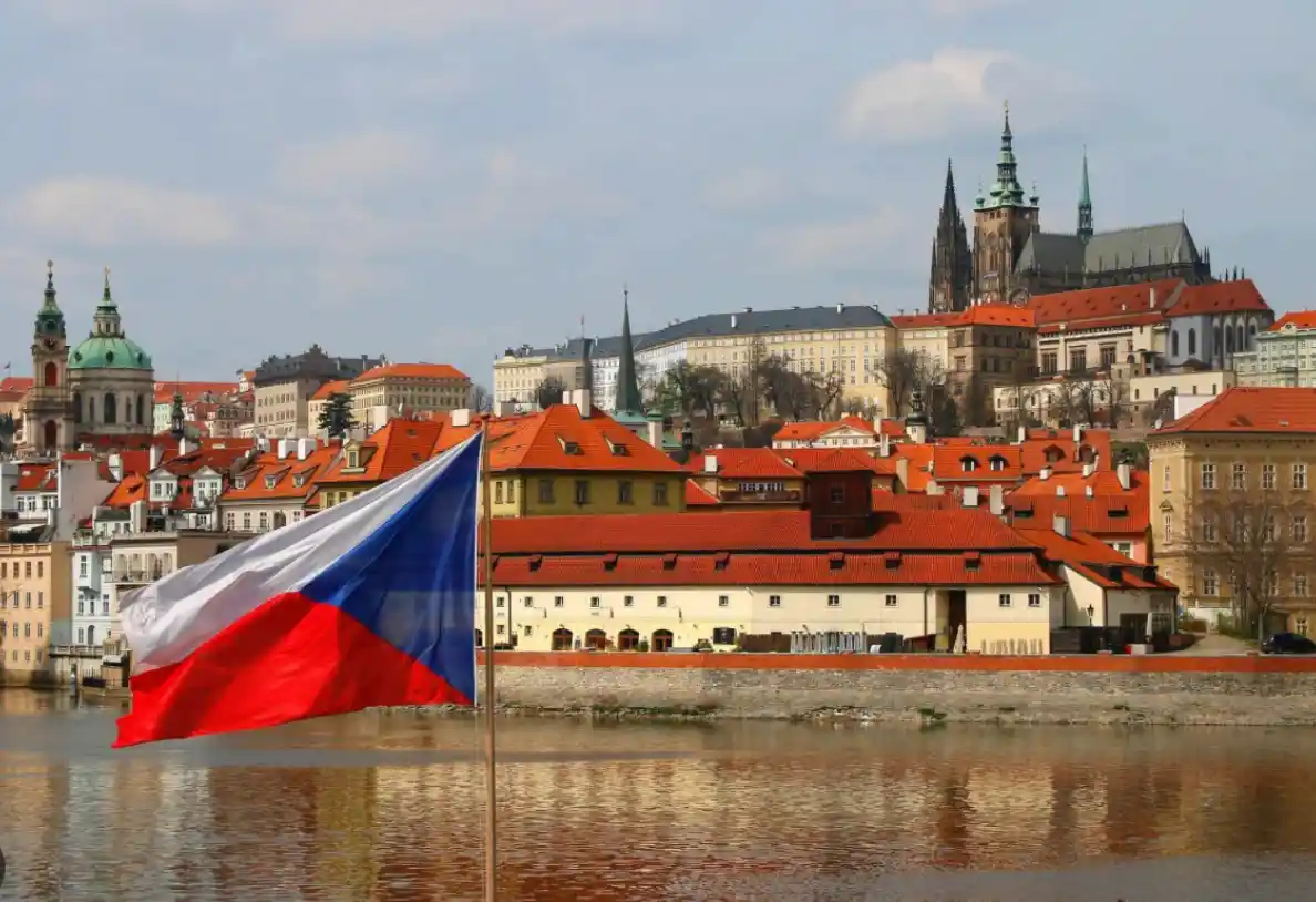prague castle and czech flag